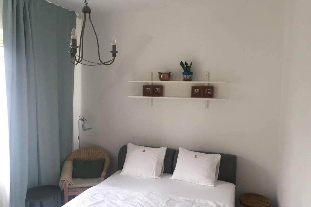 A Cosy Studio In The City Centre Братислава Экстерьер фото
