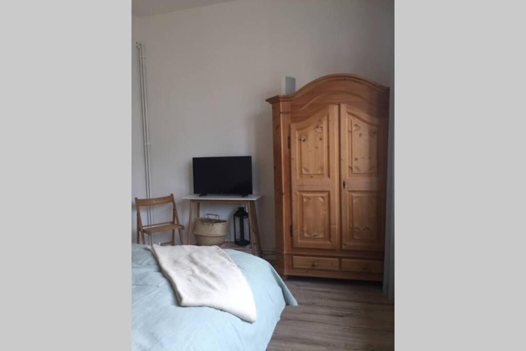 A Cosy Studio In The City Centre Братислава Экстерьер фото